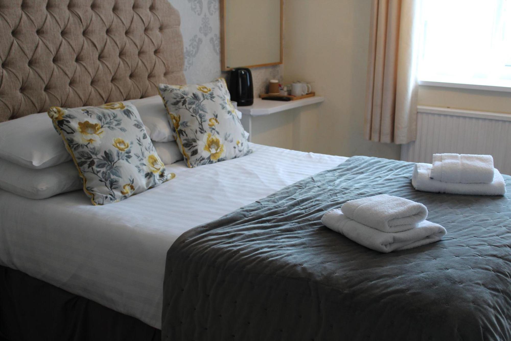 The Paddocks 3*
